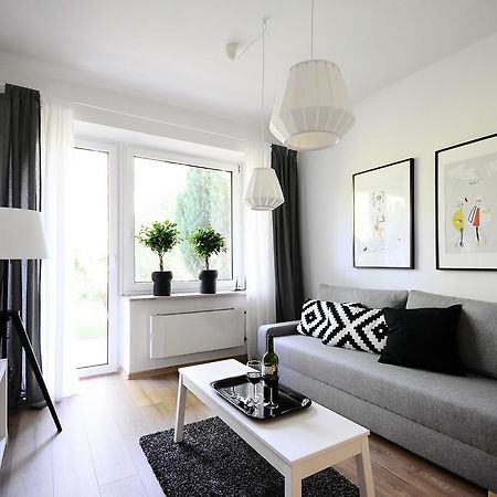 A Place Like Home Apartamenty Wiewiorcza غدانسك المظهر الخارجي الصورة