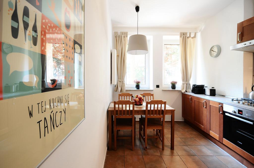 A Place Like Home Apartamenty Wiewiorcza غدانسك المظهر الخارجي الصورة