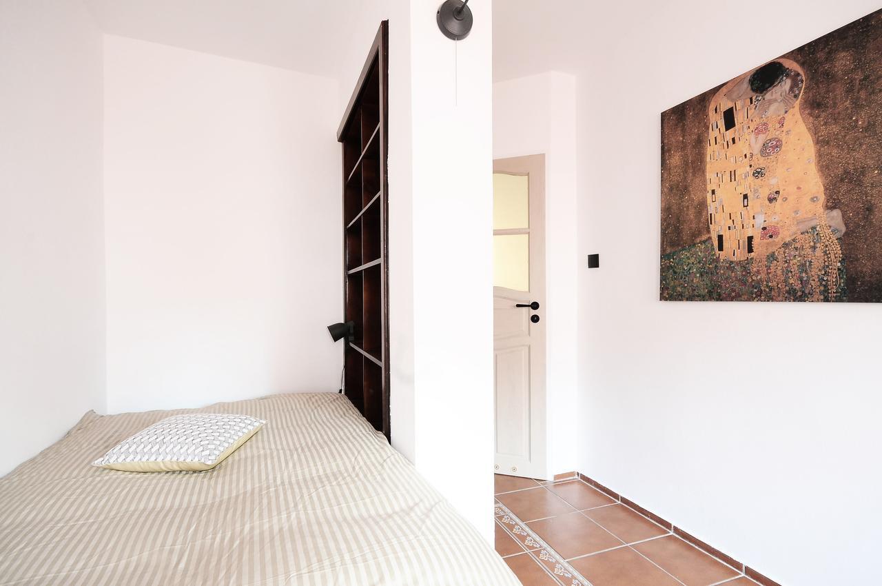 A Place Like Home Apartamenty Wiewiorcza غدانسك المظهر الخارجي الصورة