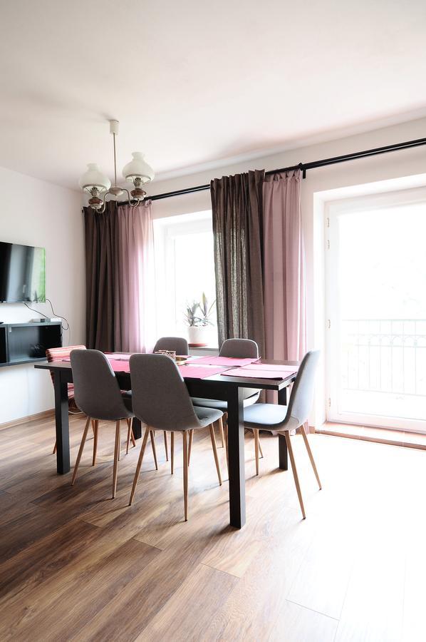 A Place Like Home Apartamenty Wiewiorcza غدانسك المظهر الخارجي الصورة