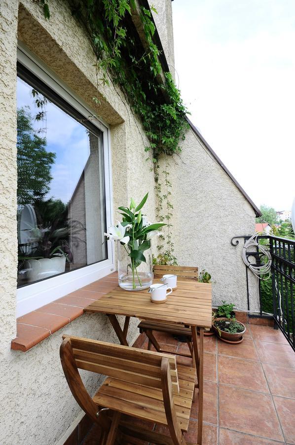 A Place Like Home Apartamenty Wiewiorcza غدانسك المظهر الخارجي الصورة